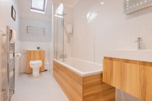 Room 5 - Wallsend Guest House Bathroom