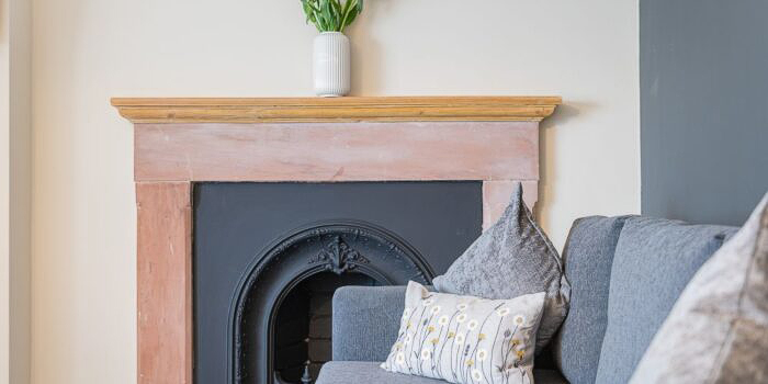Wallsend_Web-32 Room 5 - Fireplace - Wallsend Guest House